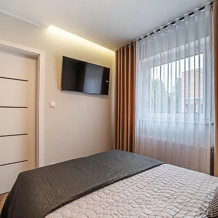 Apartament Labradoryt, Klimatyzacja, Parking Priv Boleslawiec  Exterior photo